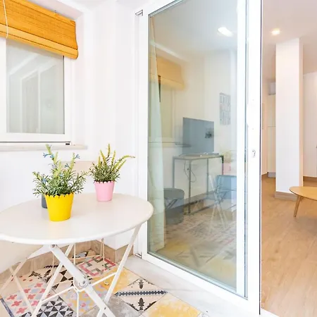 Nine O'Clock Metrosol Apartment Seville Exterior photo