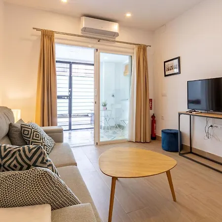 Nine O'Clock Metrosol Apartment Seville Exterior photo