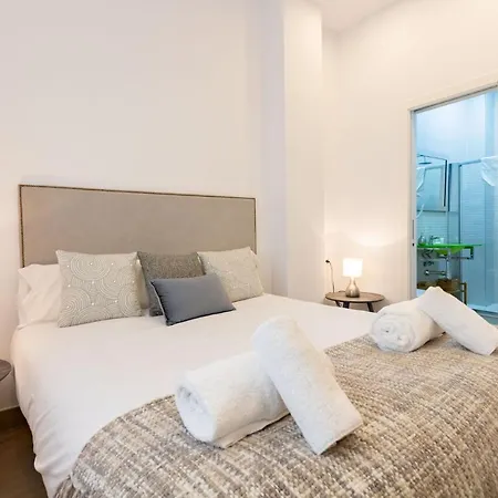 Nine O'Clock Metrosol Apartment Seville Exterior photo